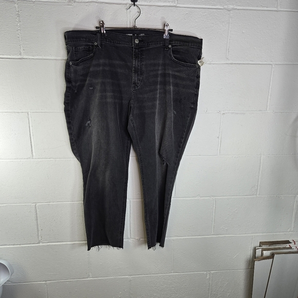 Old Navy Distressed Faded Black Low Rise Boyfriend Jeams Plus 18 New - Picture 5 of 12